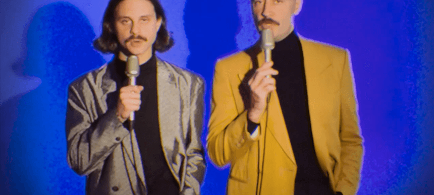 TWIN TOES PRESS PHOTO HD