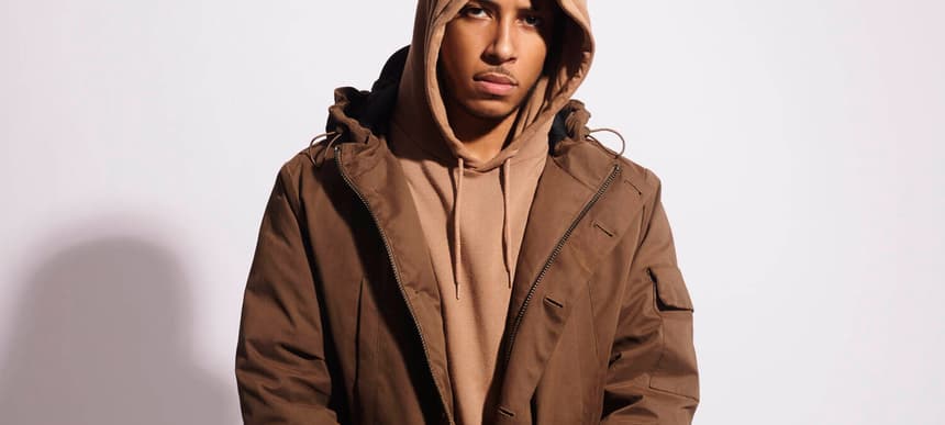 YIZZY25457 Eva Pentel