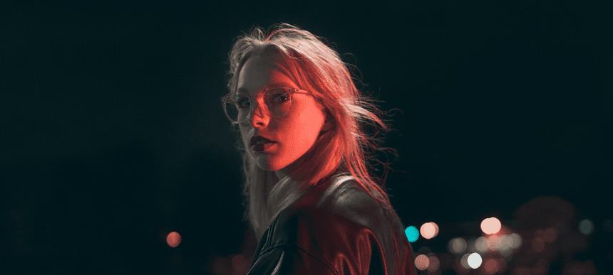 Amelle press shot