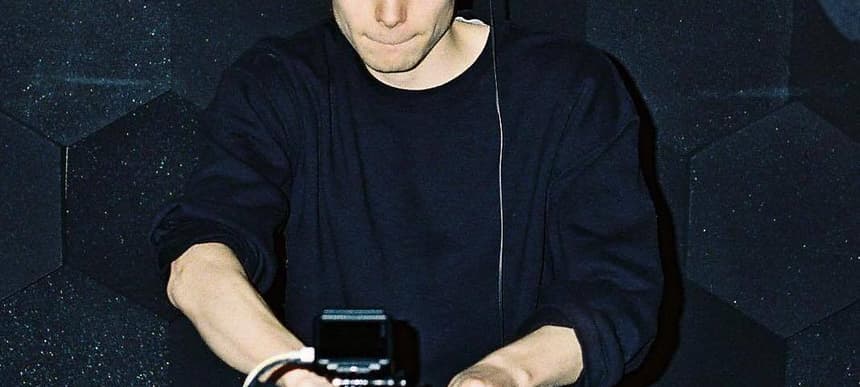 Breaka radio pic cropped