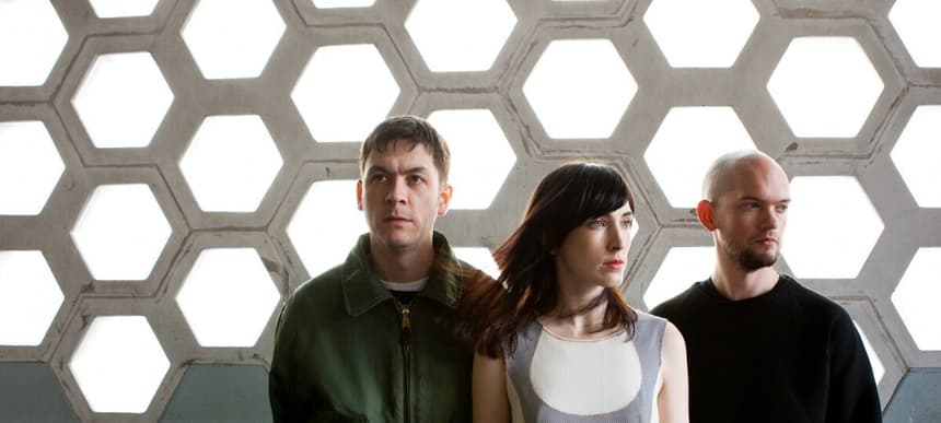 Eaux press shot