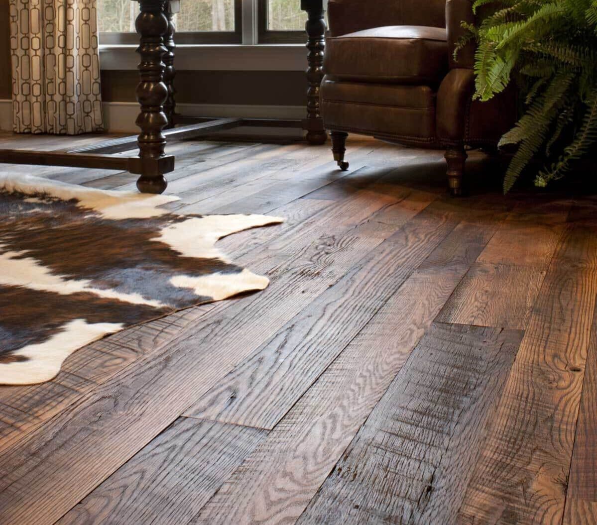 Carolina Character rustic reclaimed oak flooring.