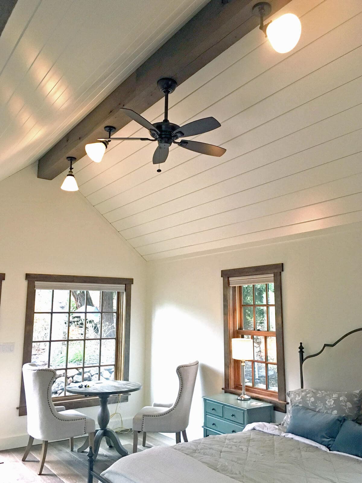 Rustic Box Beams Photos | Whole Log Reclaimed NC