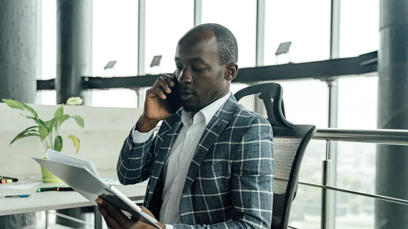 Fixed vs non-fixed VoIP