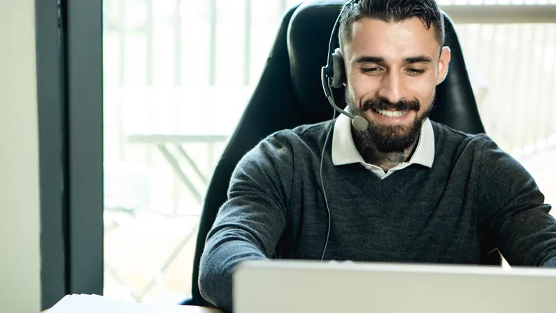 Pexels automated customer service messages