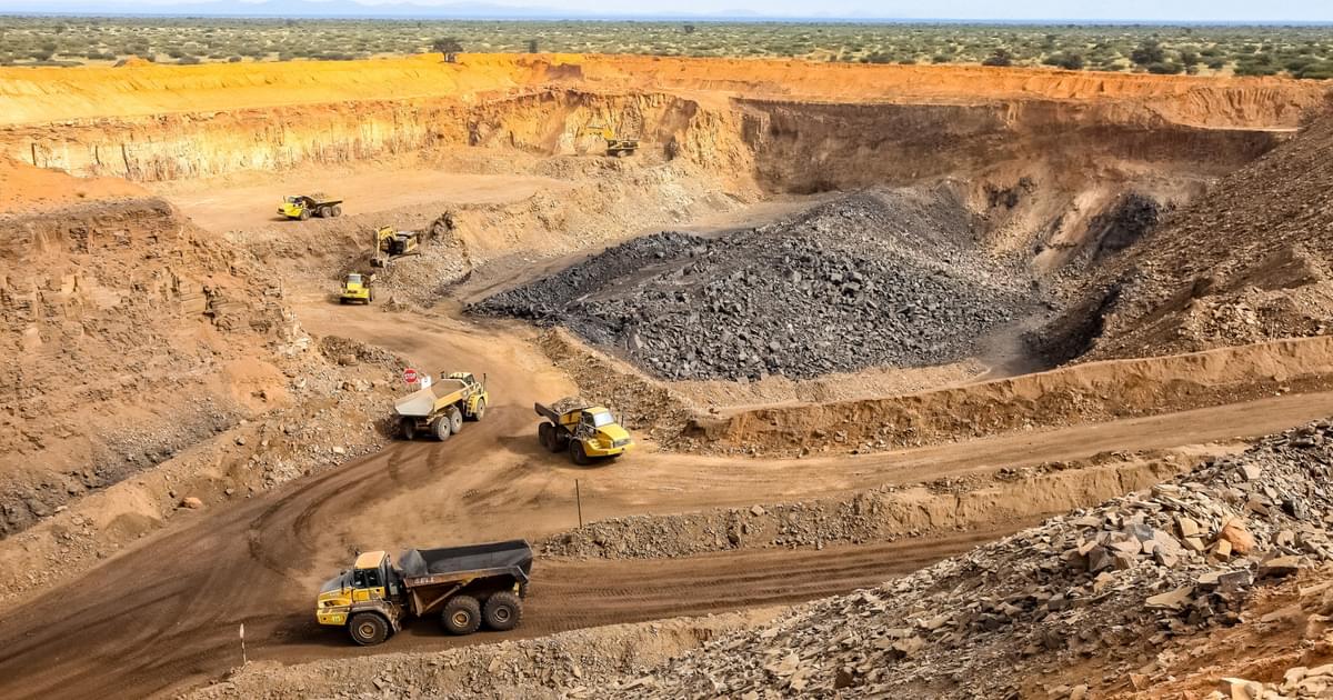 South Africa s Mining Sector Production Continues To Fall Standard african-mining-sector-looks-to-the-future