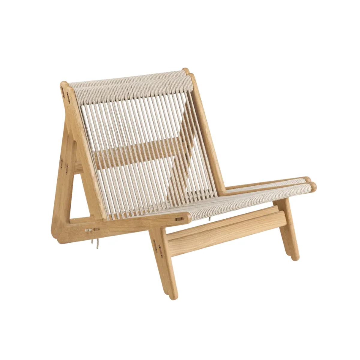 Initial lounge chair 1