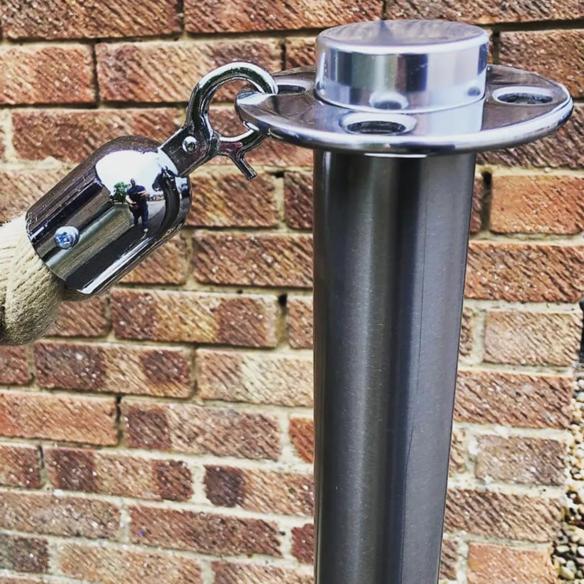 Advance Rope Barrier Post | Inside Out Contracts