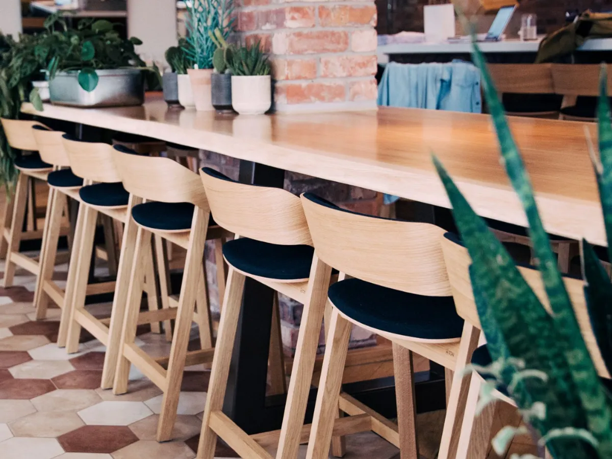 Bar and restaurant furniture deals