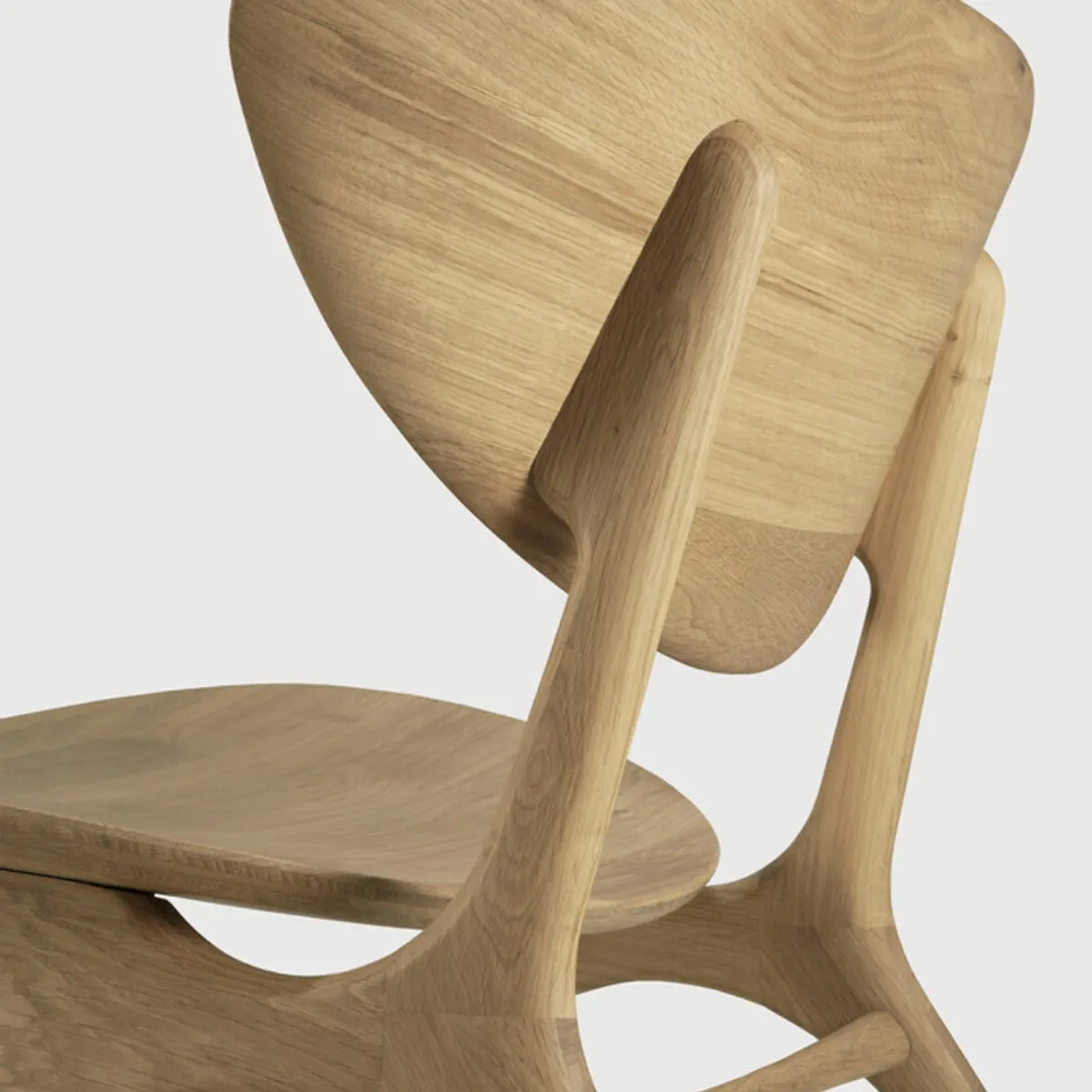 Sheldon lounge chair | Inside Out Contracts