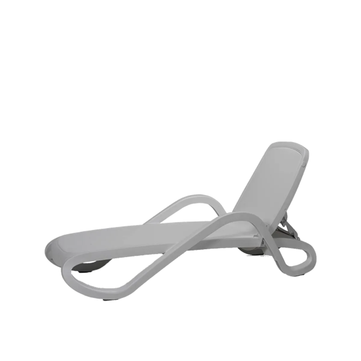 Alfa lounger with arms Inside Out Contracts