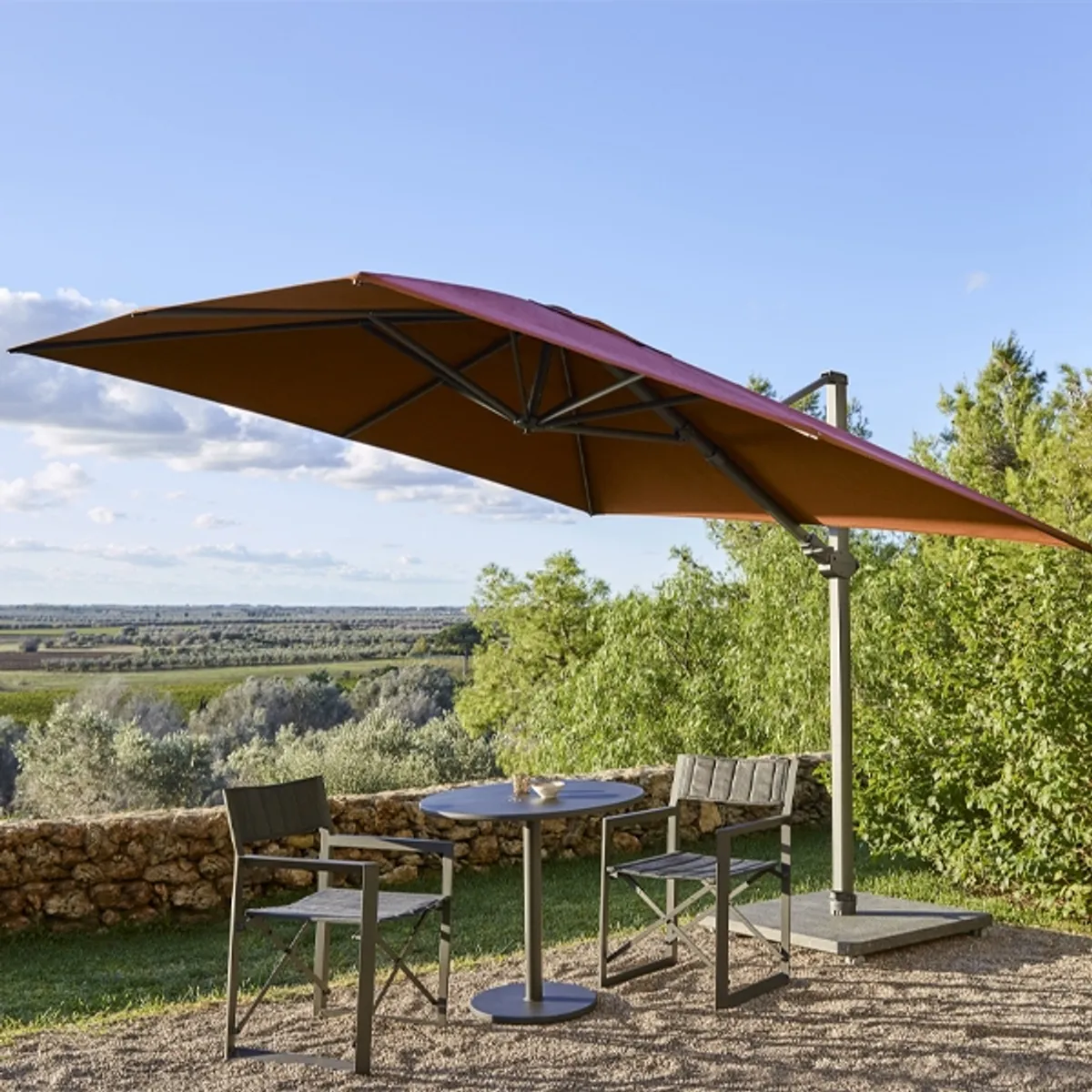 Anya cantilever parasol Inside Out Contracts9
