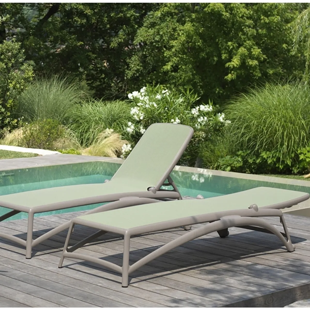 Atlantico lounger Inside Out Contracts10
