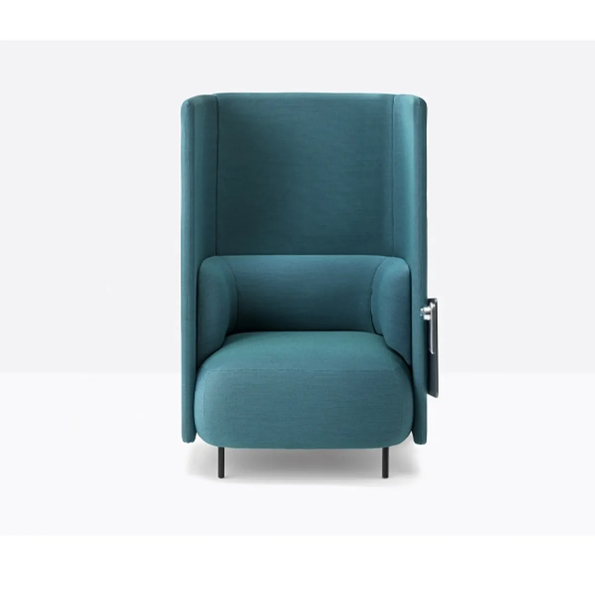 Buddy Hub chair Inside Out Contracts2