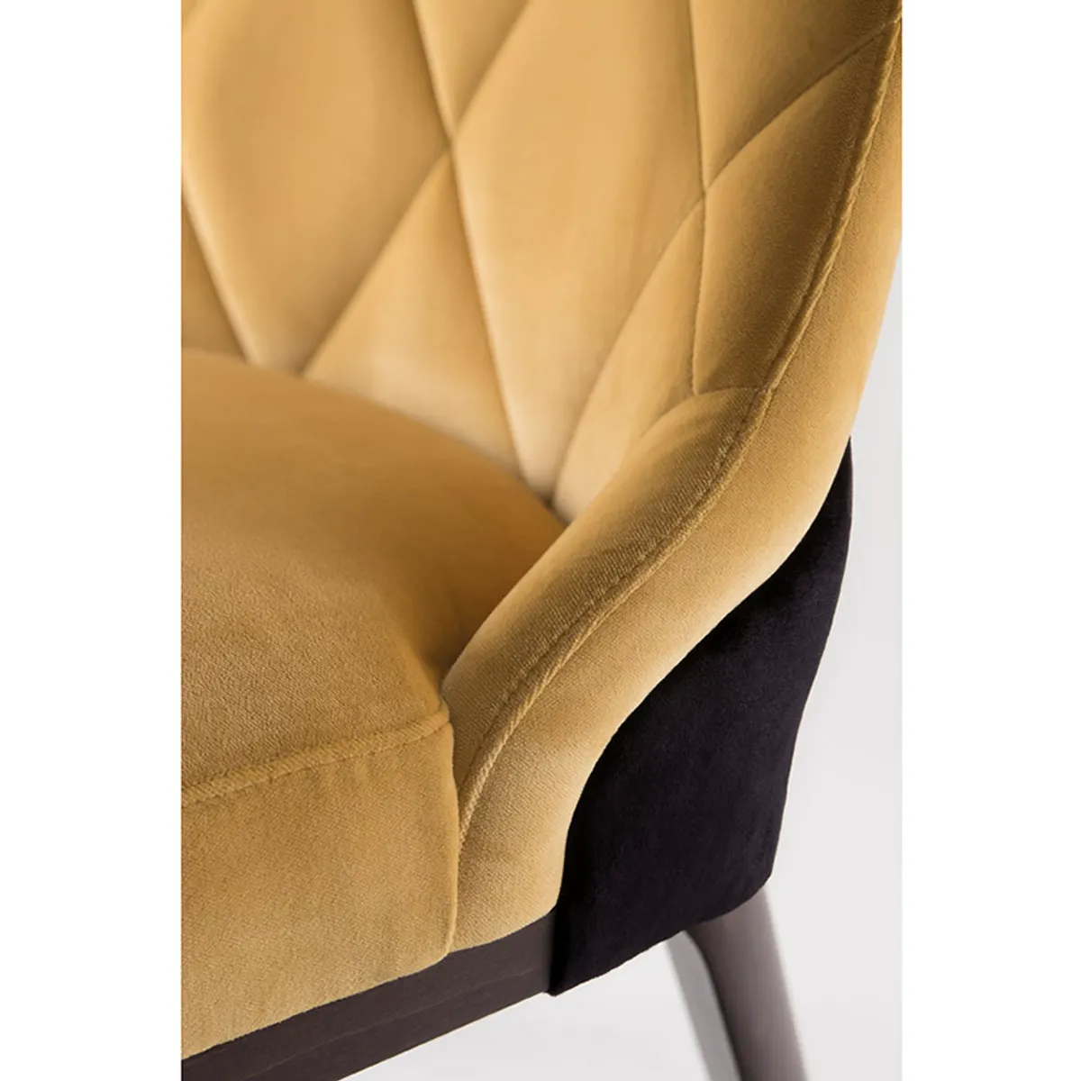 Dodie Side Chair Yellow Quilted Upholstery Wide Wooden Legs Insideoutcontracts 3