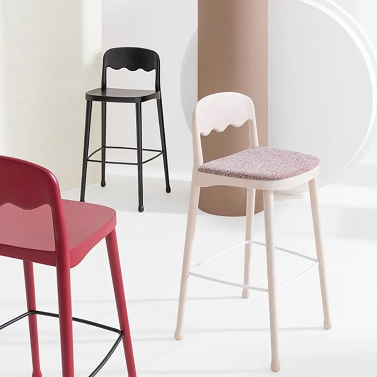 Frisée bar stool Inside Out Contracts
