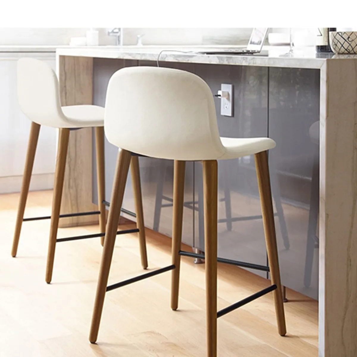 Friuli bar stool Inside Out Contracts5