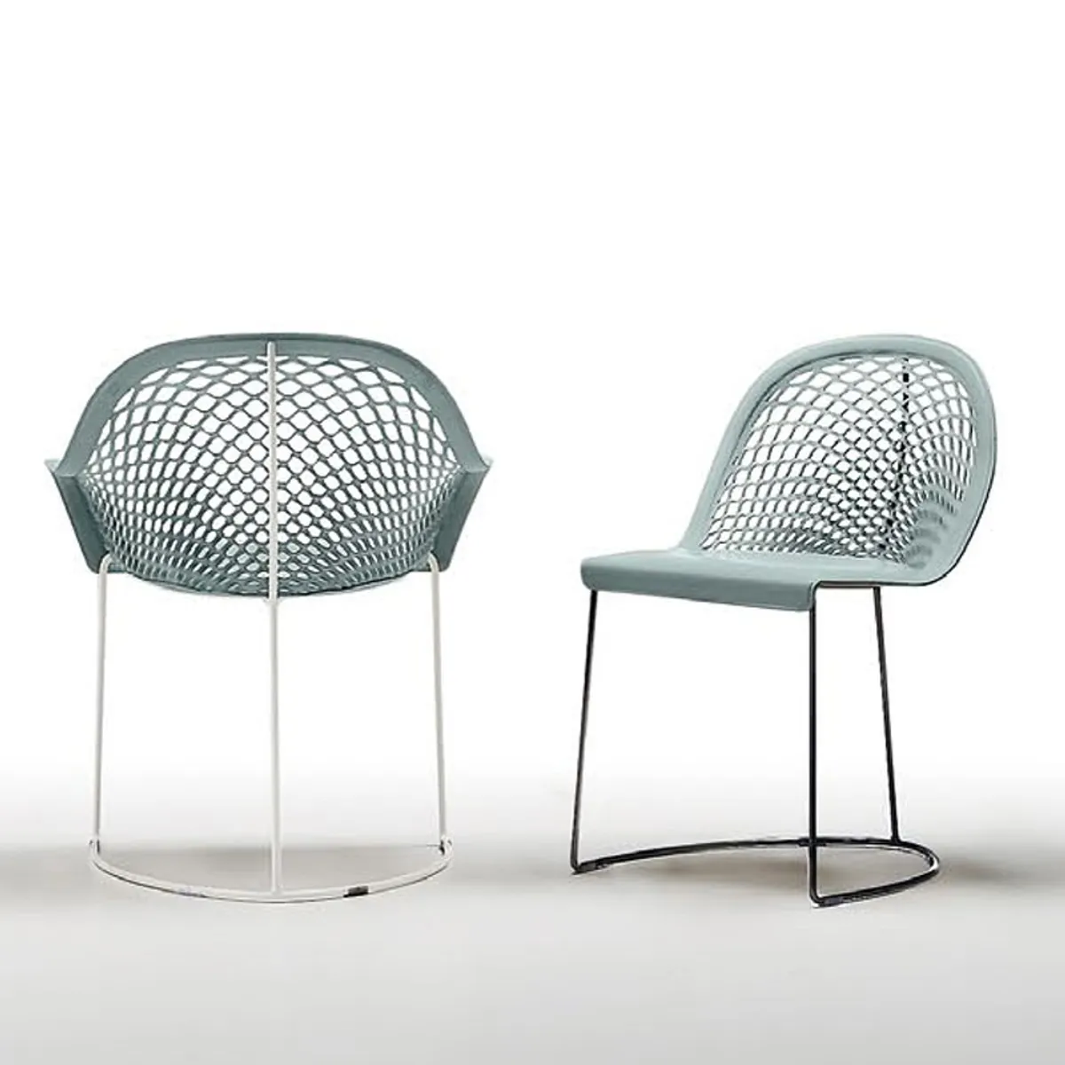 Guapa Chairs Inside Out Contracts 014