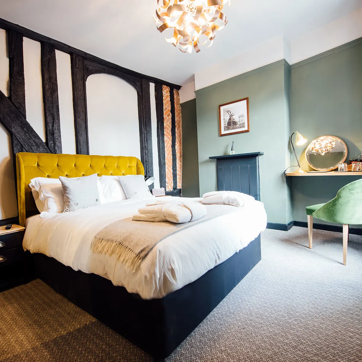 Hotel Room At The White Hart Pub Restaurant And Hotel In Ampthill Bedfordshire