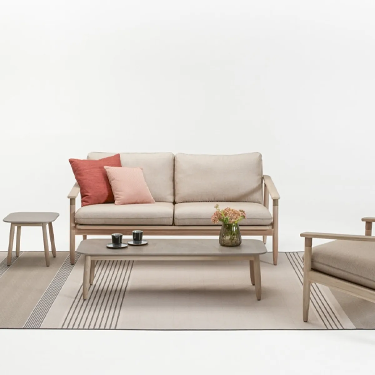 Landscape sofa Inside Out Contracts2