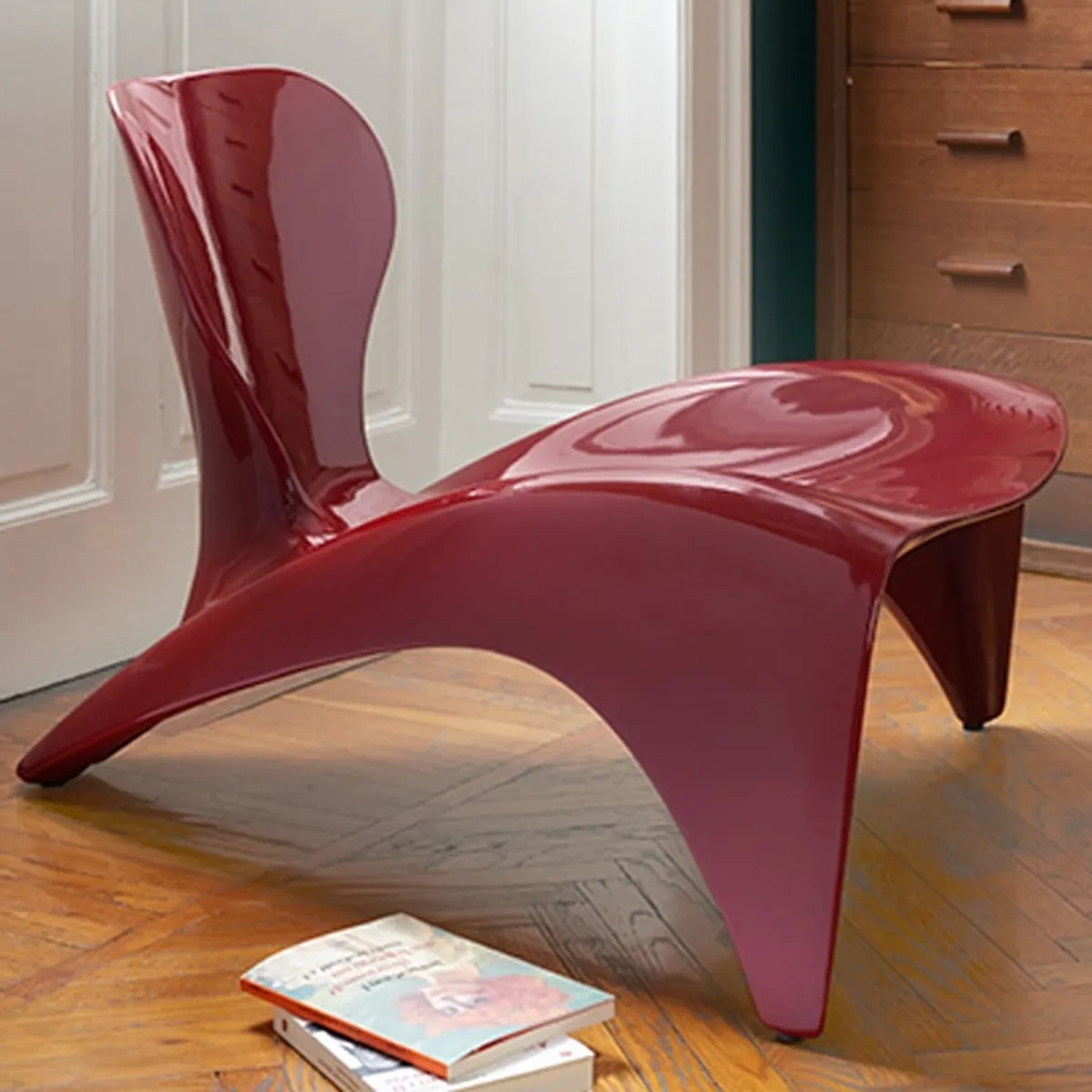 Mantis lounge chair Inside Out Contracts3