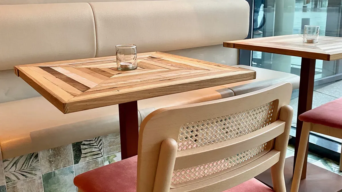 Cafe sofa seating deals