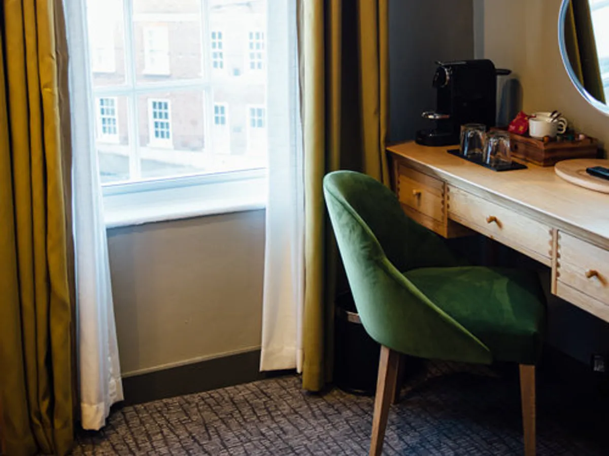 Oakman Inns The White Hart Hotel Furniture Insideoutcontracts Adele Side Chair