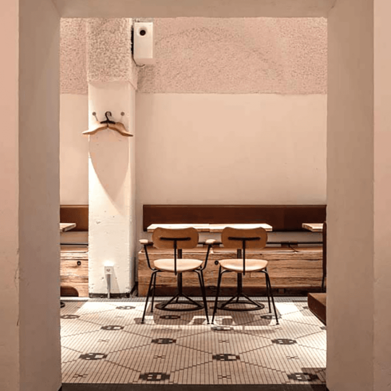 Ruby side chair | Inside Out Contracts