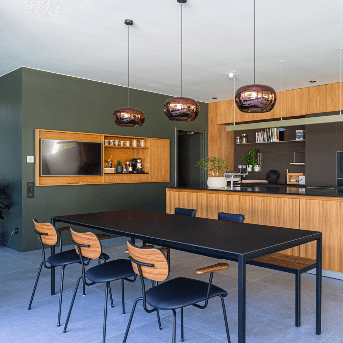 Ruby side chair | Inside Out Contracts