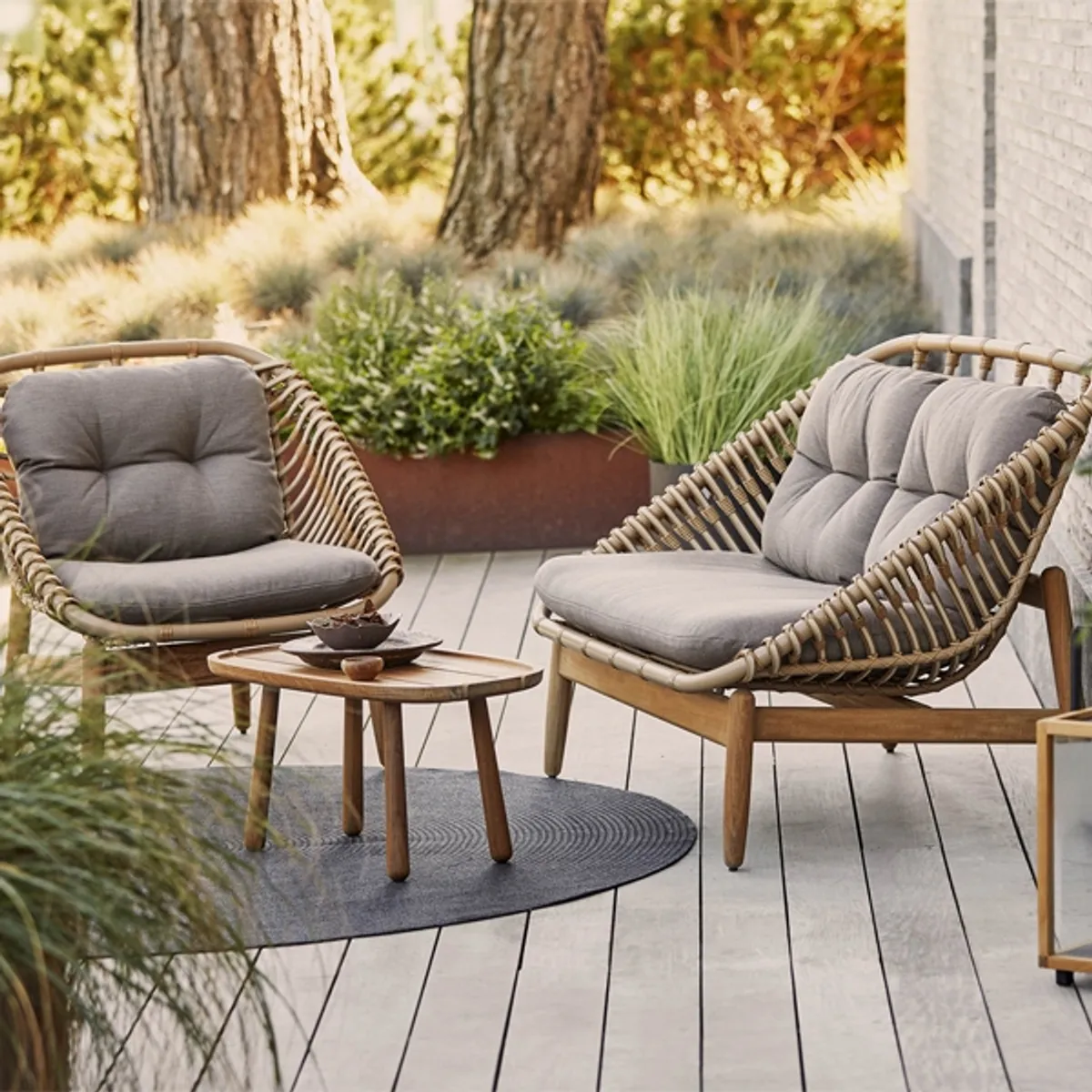 Sage lounge chair Inside Out Contracts2