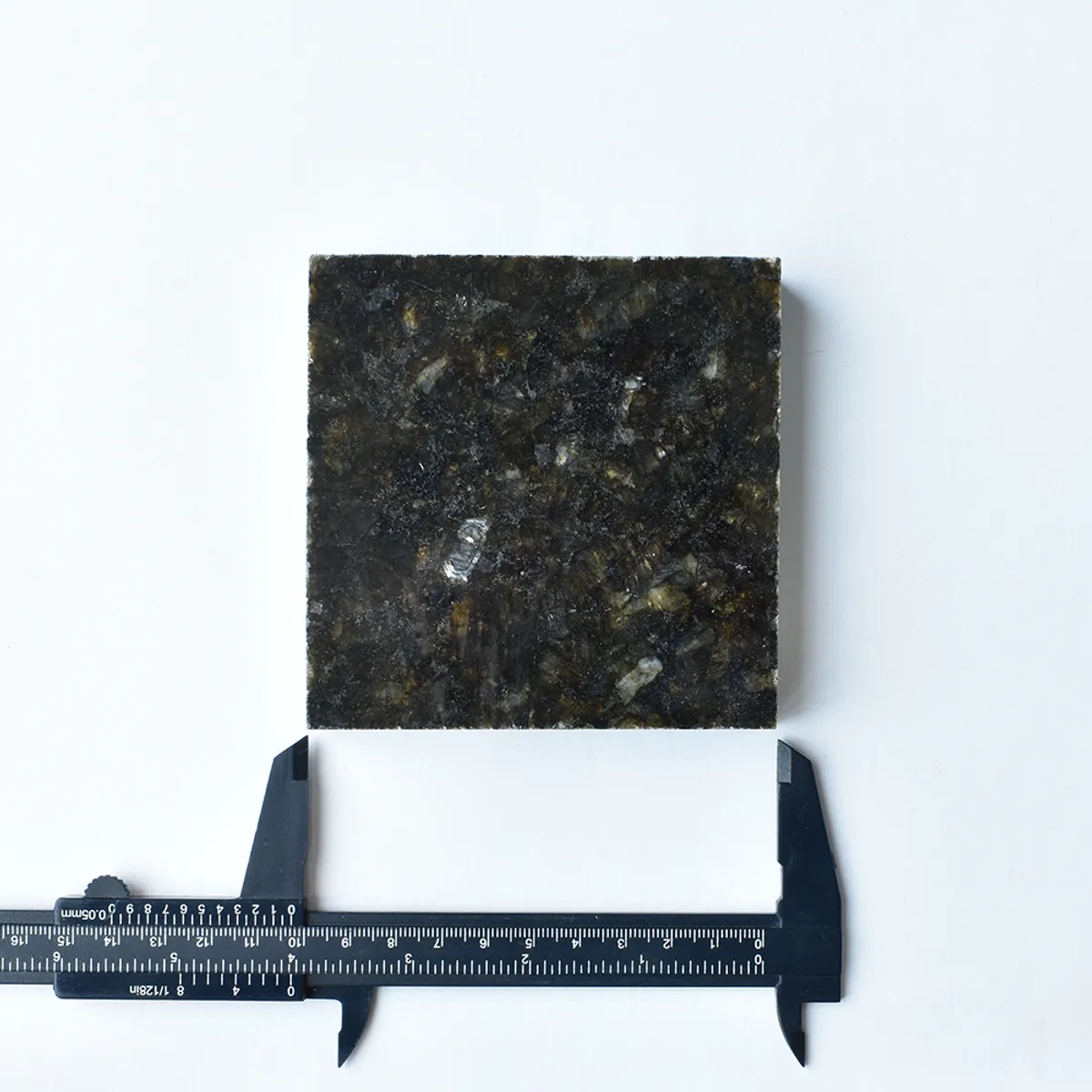 Sample 10Cm Granite Ubatuba Inside Out Contracts