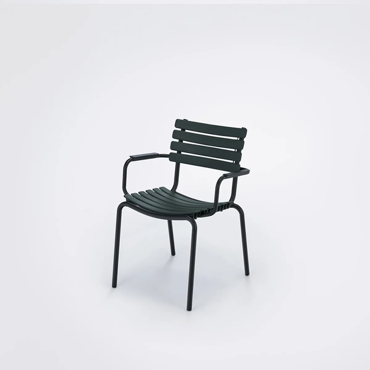 Snip Chair Metal And Plastic Outdoor Chair For Hotels And Cafe Gardens 340