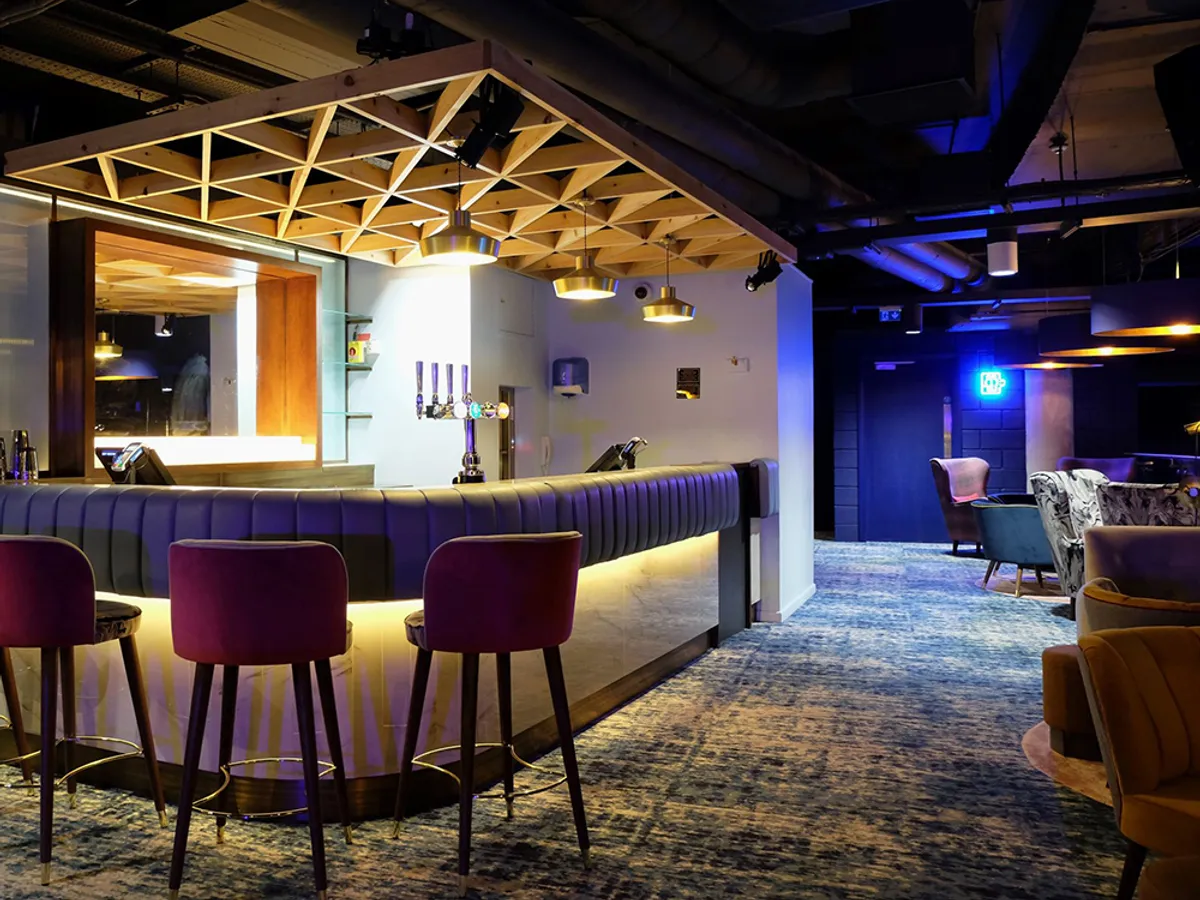 The Blueroom, O2 Priority Lounge | Inside Out Contracts