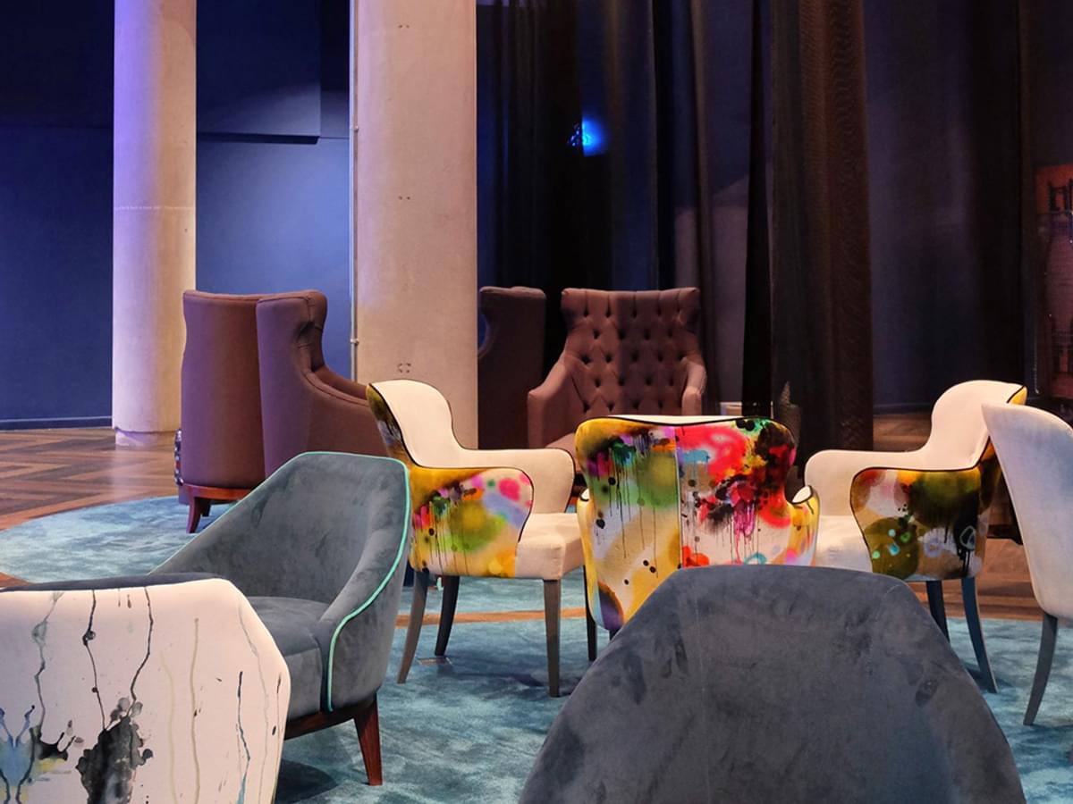 The Blueroom, O2 Priority Lounge | Inside Out Contracts