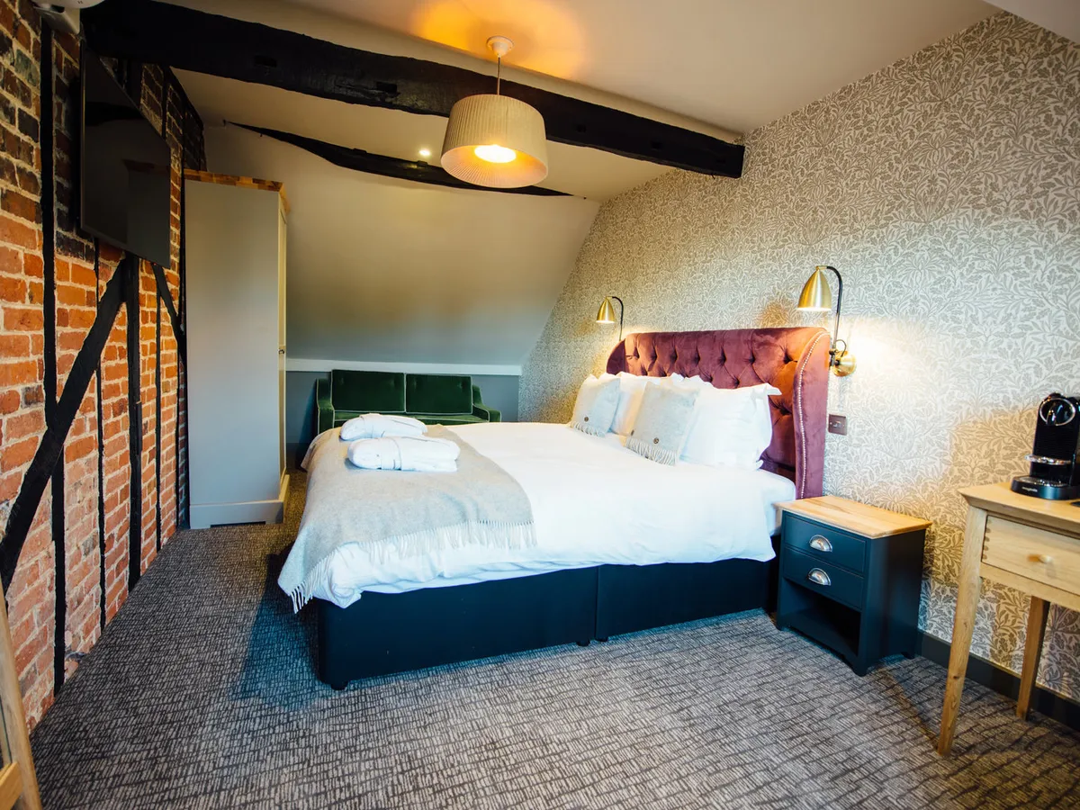 The White Hart Bedroom Headboard Oakman Inns Furniture By Insideoutcontracts
