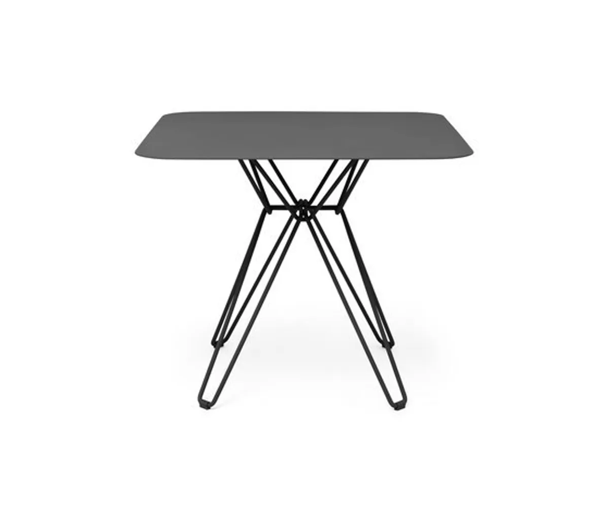 Tio Square Dining Table 01 Inside Out Contracts