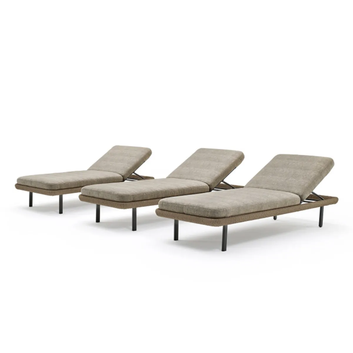 Babylon Daybed Outdoor Lounge Furniture For Poolside Cafes And Hotel Terraaces Insideoutcontracts 031