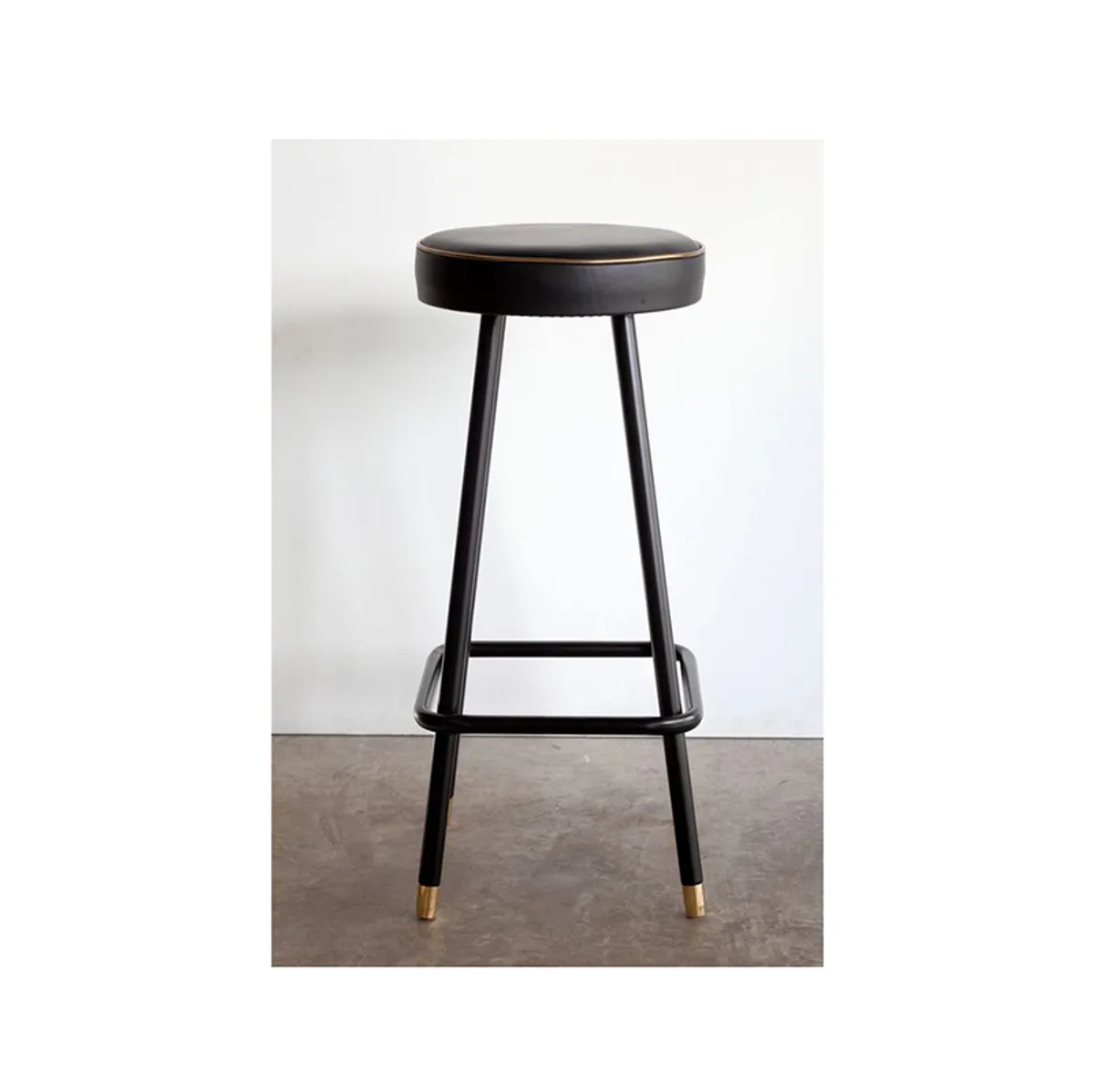 Duct Stool Front