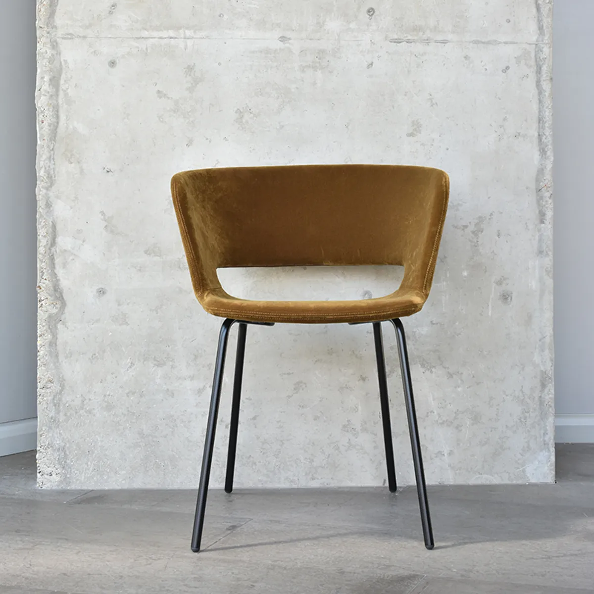 Gwen Upholstered Chair