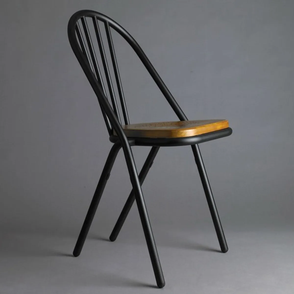 Surpil Chair Black And Wood