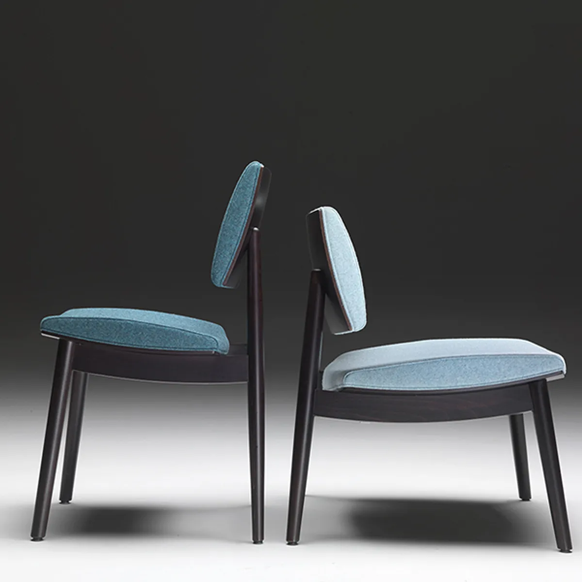 To Kyo Lounge Chair And Side Chair In Blue And Black