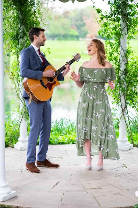 Amber Acoustic Duo for Corporate events Gecko Live Entertainment