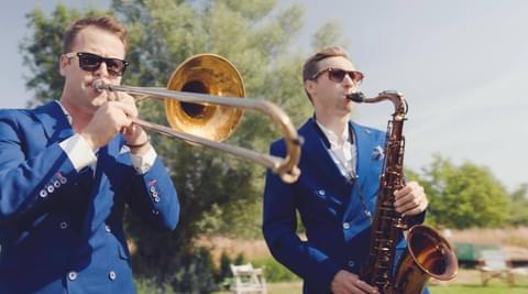 Live Entertainment - Avenue Brass Band
