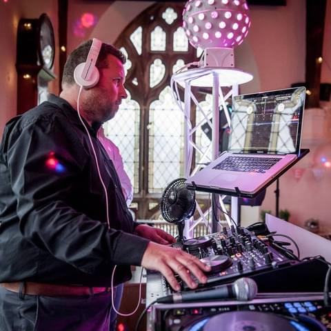 DJ Chris Wedding DJ