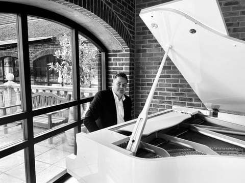 Pianist for Hire - Wedding Entertainment