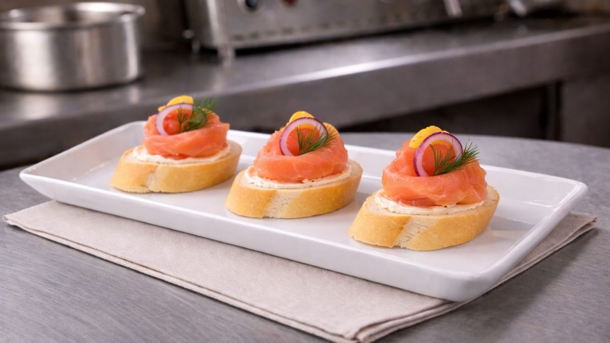 Canapés mit Räucherlachs