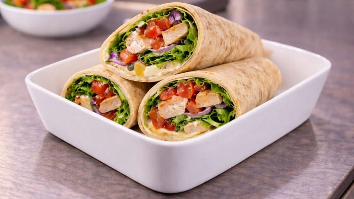 Halber Wrap mit Hähnchen