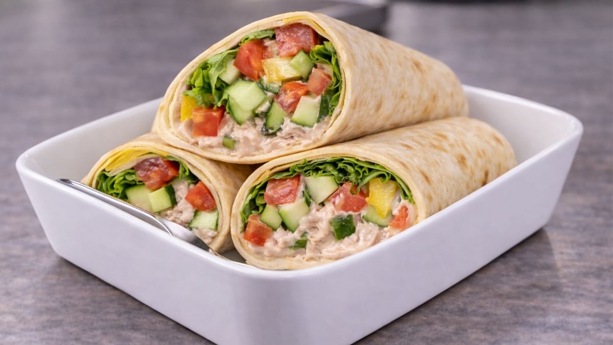 Halber Wrap mit Thunfisch