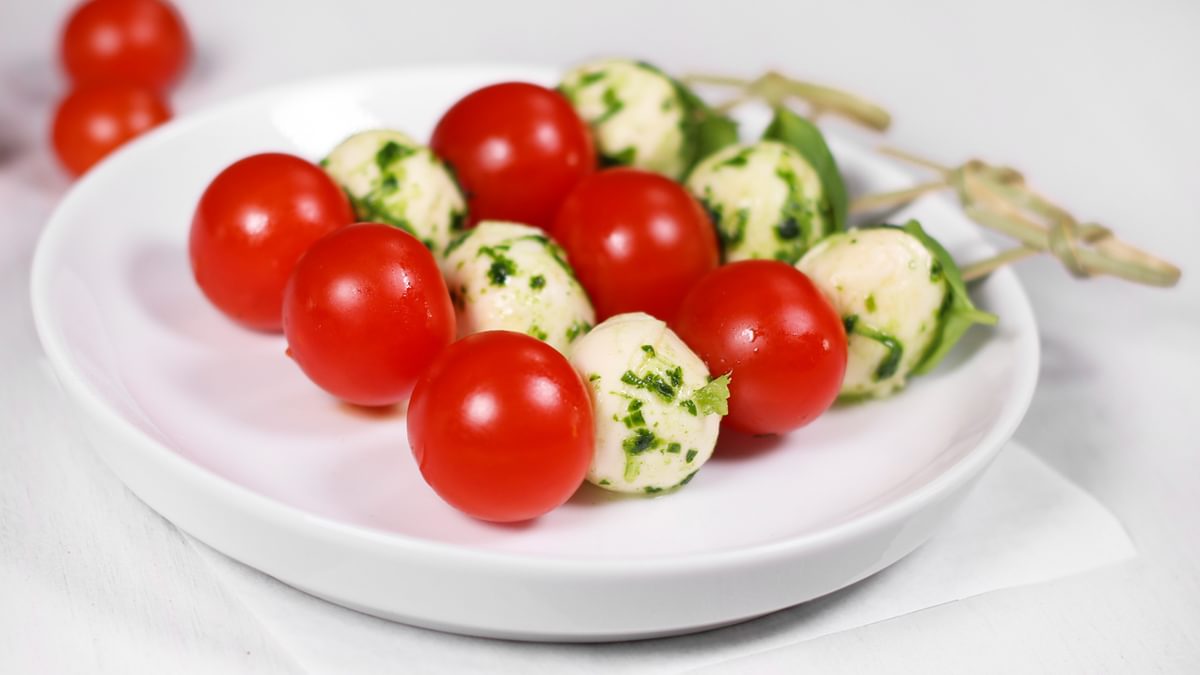 Tomato Mozzarella Sticks