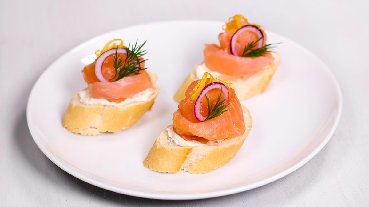 Canape smoked salmon 03